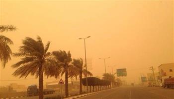   أخبار الطقس.. السعودية تحذر من رياح وأتربة وأجواء ممطرة غدا