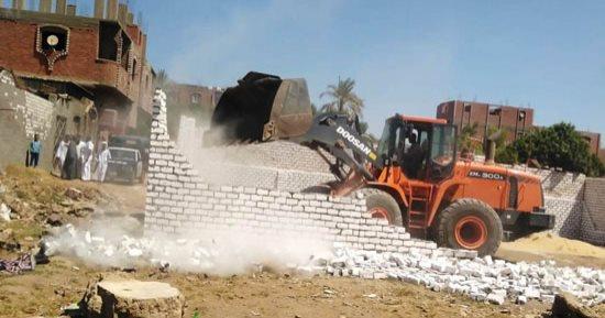 محافظة الجيزة: إزالة 35 حالة بناء وتعدي بالوراق ومنشأة القناطر وأبو النمرس والعياط