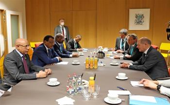   الرئيسان الموريتاني والنيجري يلتقيان بالمستشار الألماني