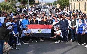 فتيات الصعيد في مارثون للمشي بالمهرجان المتكامل لمراكز شباب مصر بالأقصر