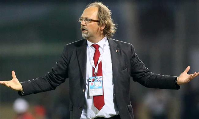 مدرب جامبيا: رئيس الإسماعيلي تواصل معي لتدريب الفريق.. ولم نصل إلى أي اتفاق