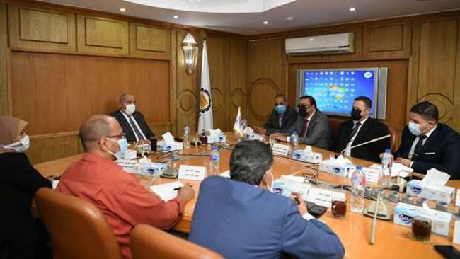 «الداودي» يبحث إطلاق مبادرة مصر لتوفير الخدمات الطبية المجانية لطلاب المدارس بقنا