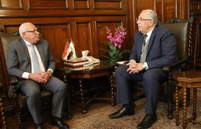 وزير الزراعة يبحث مع محافظ بورسعيد تحقيق التنمية الزراعية في المحافظة