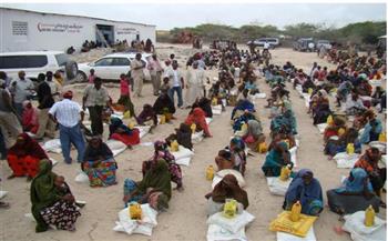   «الهلال الأحمر الإماراتي» تواصل عملياتها الإغاثية للحد من تداعيات الجفاف بالصومال