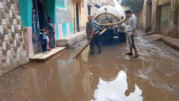   محافظ المنيا: رفع درجة الاستعداد لسحب تجمعات مياه الأمطار من الشوارع