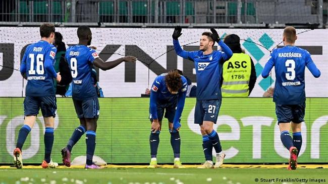 فوز هوفنهايم على فولفسبورج 2-1 بالدوري الألماني لكرة القدم