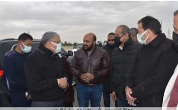 محافظ المنيا يطمئن على جاهزية مخر سيل «أولاد يونس» بمطاي