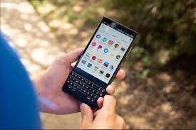 بلاك بيرى تبيع براءات اختراع خاصة بالرسائل مقابل 600 مليون دولار