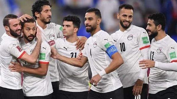 منتخب مصر يواجه الكاميرون بالزّى الأبيض
