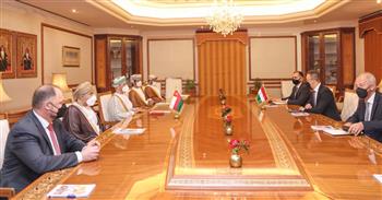   عمان والمجر تبحثان القضايا الإقليمية والدولية