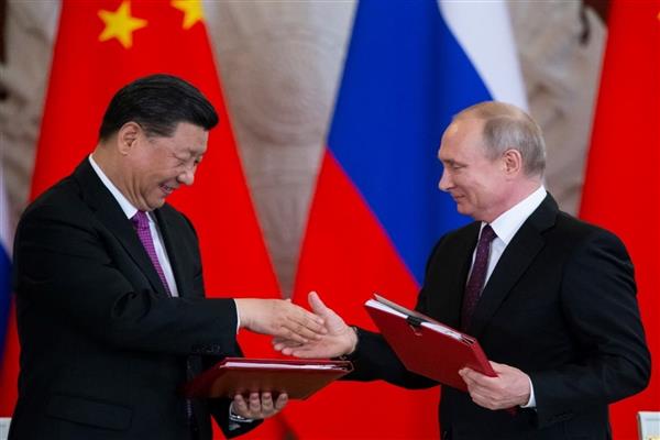 روسيا والصين تبحثان بناء "خط غاز جديد"