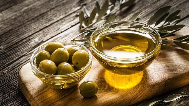 دراسة تؤكد استخدام زيت الزيتون يوميا يقلل الإصابة بمرض الزهايمر