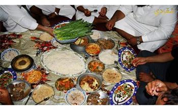 ما حكم تأخير الصلاة لتناول الطعام.. الإفتاء توضح