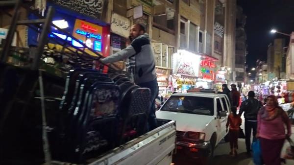 تحرير 25 محضر اشغالات خلال حملة مكبرة لتحقيق الانضباط بشوارع وميادين حي غرب.