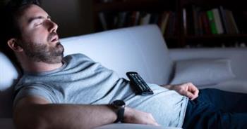   اعرف أضرار النوم أثناء مشاهدة التلفزيون وتأثيره على صحتك 