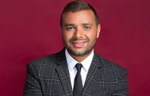 رامي صبري يطرح  أحدث أغانيه «مع نفسي» اليوم