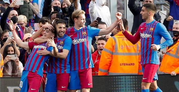 برشلونة يستعيد نغمة الانتصارات برباعية فى شباك فالنسيا بالدورى الإسبانى