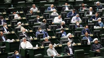   برلمان إيران يضع 6 شروط قبل العودة إلى الاتفاق النووي 