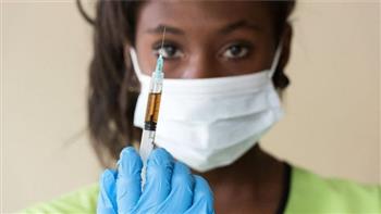   جنوب إفريقيا تغير قواعد التطعيم ضد فيروس كورونا