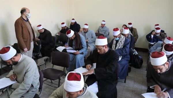 امتحان جامعة.. اختبارات لاختيار مبعوثى الأزهر فى رمضان