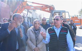   محافظ الإسكندرية يتابع أعمال إزالة التعديات على أراضي  الدولة