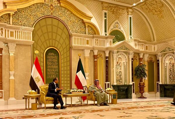 ولي عهد الكويت: دور مصر محوري وركيزة أساسية لأمن واستقرار الوطن العرب