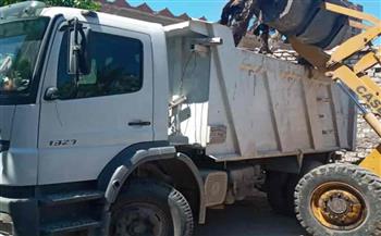   محافظ البحيرة: رفع 120 طن مخلفات من شوارع مركز إدكو