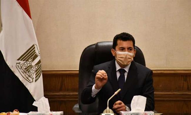 وزير الرياضة يناقش مع الاتحاد المصرى للجمباز استضافة كأس العالم