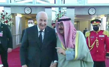   الرئيس الجزائري يصل إلى الكويت في زيارة رسمية