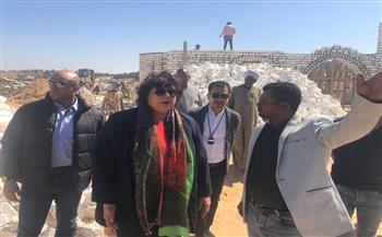 وزيرة الثقافة تتفقد الأعمال الإنشائية لمشروع قصر ثقافة أبو سمبل
