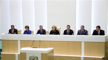   «الاتحاد الروسي» يوافق على طلب بوتين استخدام القوات المسلحة خارج البلاد