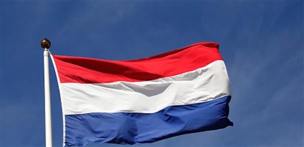 هولندا تنصح رعاياها بمغادرة أوكرانيا «فى أقرب وقت»