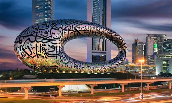 أجمل مبنى على وجه الأرض.. الإمارات تفتتح متحف المستقبل