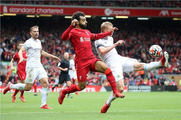 موعد مباراة ليفربول وليدز يونايتد بالدورى الإنجليزى والقنوات الناقلة 