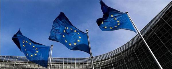 الاتحاد الأوروبي يتعهد بـ «محاسبة» الكرملين على هجوم أوكرانيا