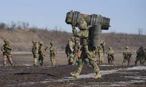   أوكرانيا تحث الراغبين في القتال على الانضمام لصفوف قوات الدفاع الإقليمية
