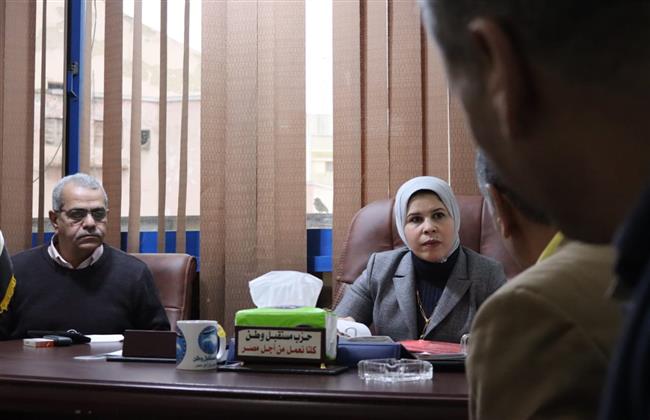 «مستقبل وطن»كفر الشيخ يواصل فحص شكاوى المواطنين الأسبوعية 