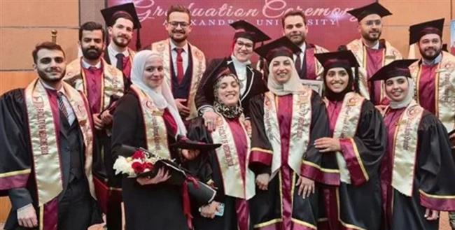 «طب الإسكندرية» تنظم حفل تخرج للطلاب الوافدين دفعة 2021  