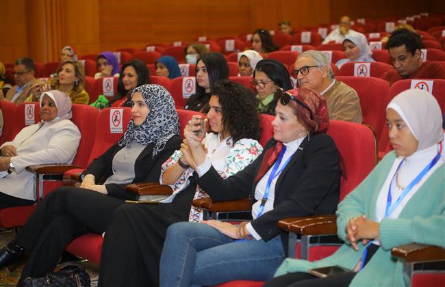 مهرجان أسوان يناقش كتابه الثالث حول صورة المرأة في السينما العربية