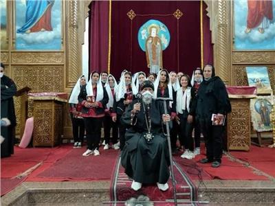 إيبارشية طهطا وجهينة تحتفي بالأمهات  