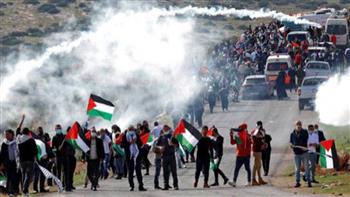  إصابة عشرات الفلسطينيين خلال اشتباكات مع الاحتلال بنابلس