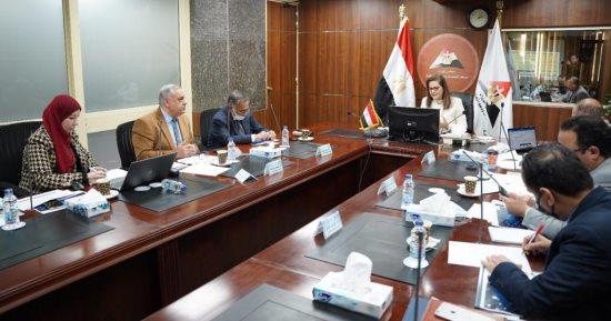 وزيرا التخطيط والاتصالات يناقشا الخطة الاستثمارية لوزارة الاتصالات للعام المالي 2022/2023