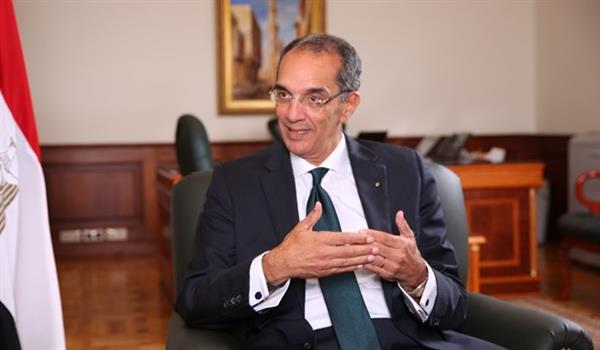وزير الاتصالات يرأس وفد مصر في المؤتمر العالمي للهواتف المحمولة ببرشلونة