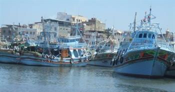   استئناف الملاحة بميناء الصيد البحري ببرج البرلس بعد تحسن الأحوال الجوية 