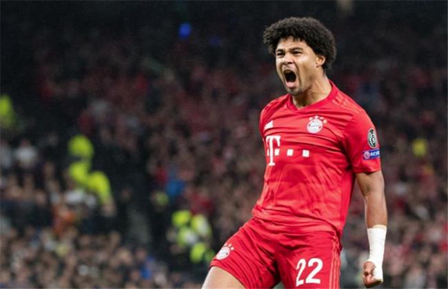 ريال مدريد يراقب الدولي الألماني سيرجي جنابري سعيًا لضمه من بايرن ميونخ 