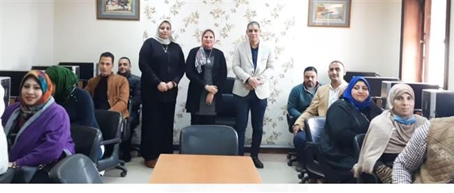 دورات تدريبية للعاملين على مهارات الحاسب الآلى وأساسيات التحول الرقمى بالبحيرة