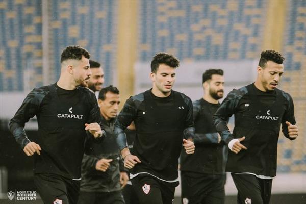 بعثة الزمالك تتوجه لمطار محمد الخامس استعدادا للعودة للقاهرة