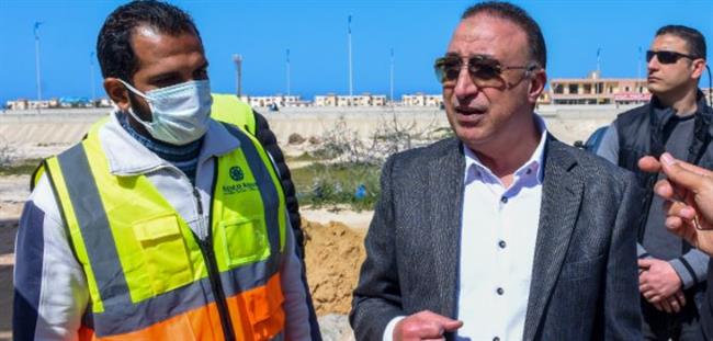 محافظ الإسكندرية يتابع مشروعات «حياة كريمة» ببرج العرب