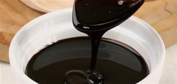 دبس السكر الأسود لجمال شعرك