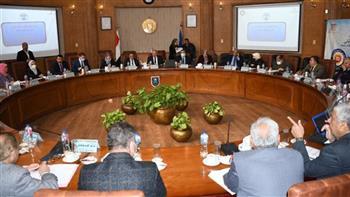 مجلس جامعة قناة السويس يعقد اجتماعه الدوري 